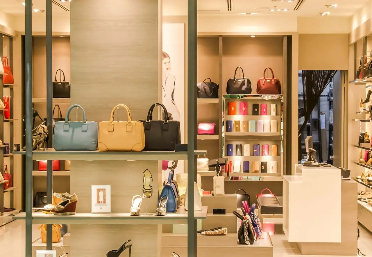 Hermès: Moda de París - La marca de lujo para bolsos, cinturones y perfumes