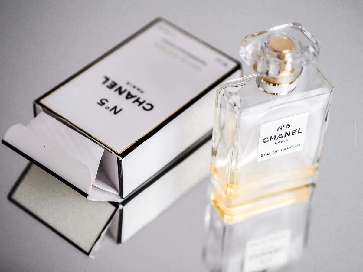 Chanel Nº 5: El clásico intemporal del mundo de los perfumes - Fragancia y Significado