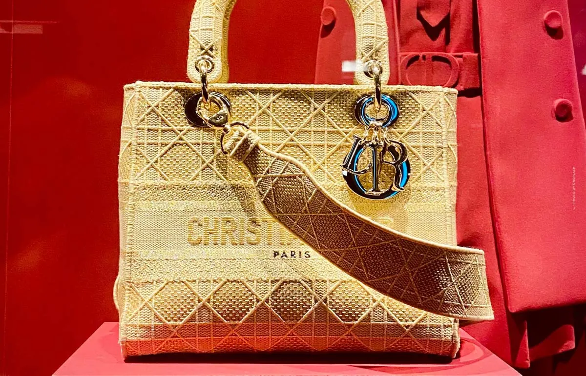 Bolsos Dior: Del clásico Lady Dior a la bolsa de sillín It-Piece