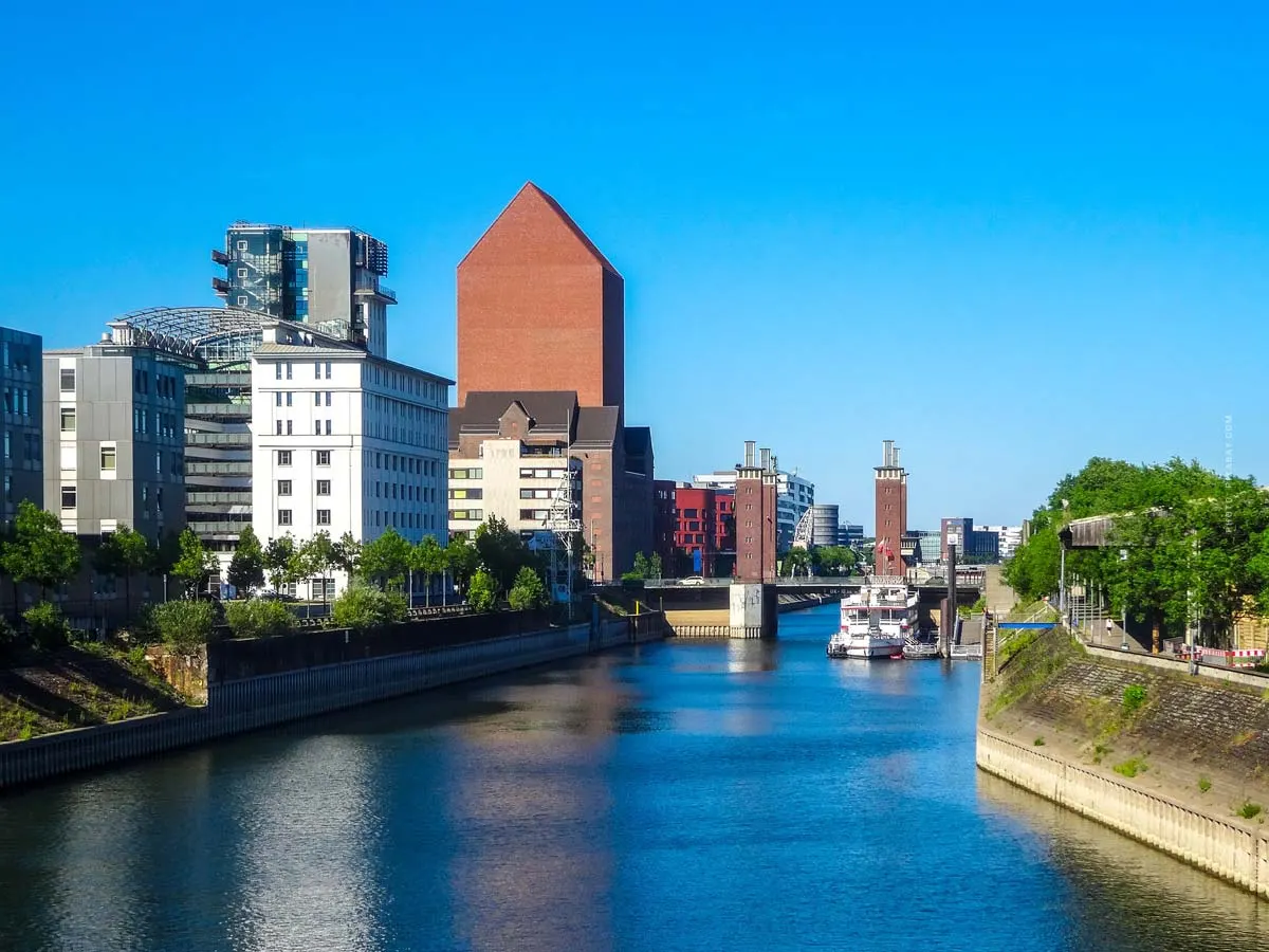 Rent + Buy en Duisburgo: Casa, piso y apartamento - Entrevista con agentes inmobiliarios