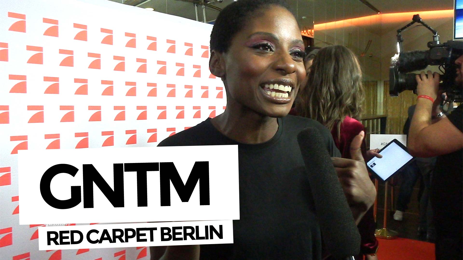 gntm-2018-germanys-next-topmodel-1-folge-ganze-sendung-preview-berlin-interview-nikeata-thompson