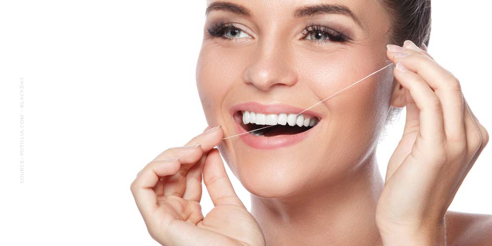 beitragsbild-zahnpflege-invisalign-weiß-teuer-sauber-zahnarzt-privat-praxis